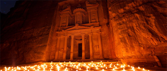 petra-by-night